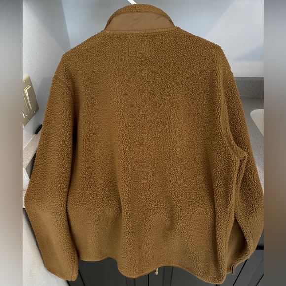 Old Navy Faux Sherpa Fleece - Large - Picture 2 of 3